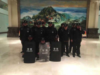 对于员工的安全培训，有哪些具体的内容和方式？