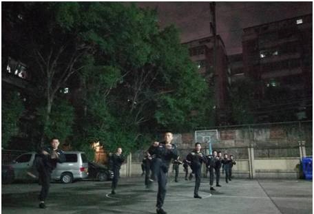 如何评估外包保安的应急响应能力？